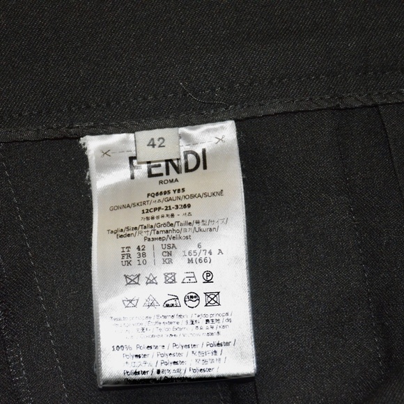 Fendi Black Maxi Pleated A line  skirt. Size 6 Made in Italy US 6 - Picture 10 of 14